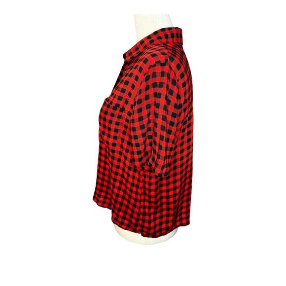 NEW Love Notes Women’s Plaid Button-Down Shirt Red Short Sleeve Size Medium - Picture 2 of 7